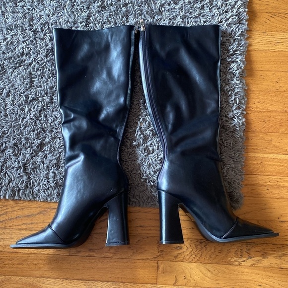 NWOT Princess Polly Keeley Block Heel Square Toe Boots Matte Black Size 10 - Picture 3 of 16